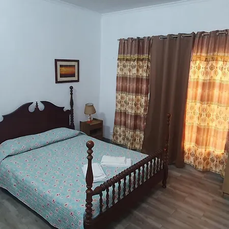 Guest house Vitorino De Nemesio