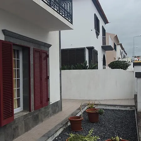 Guest house Vitorino De Nemesio *