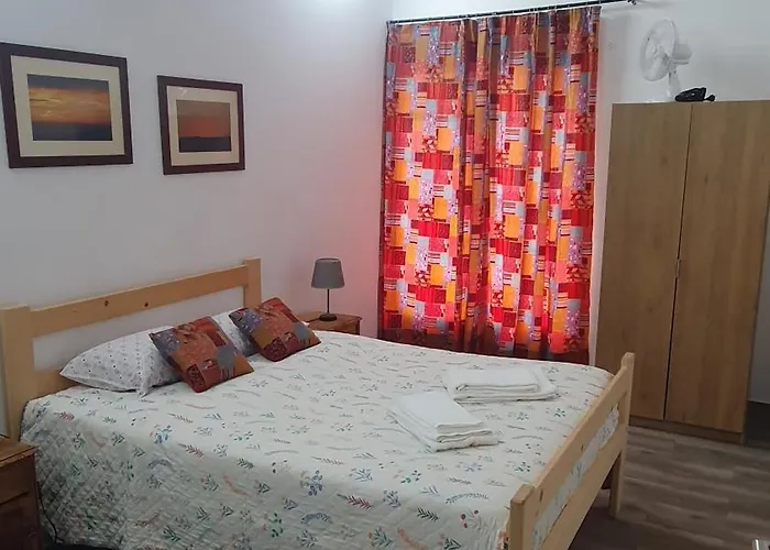 Vitorino De Nemesio Ponta Delgada