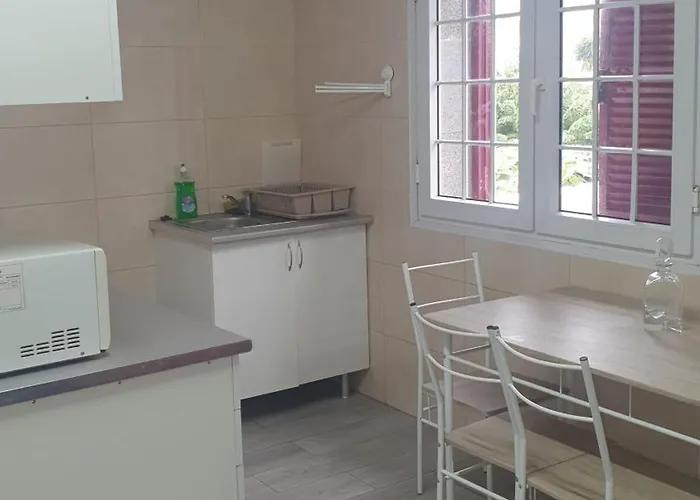 Vitorino De Nemesio Gasthof Ponta Delgada