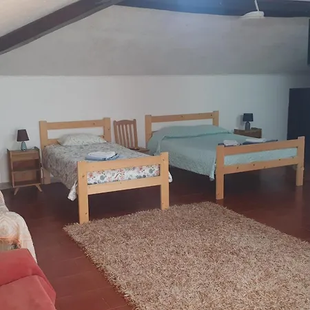 Vitorino De Nemesio Guest house
